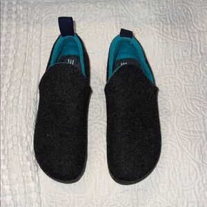 Women’s slip on shoes
